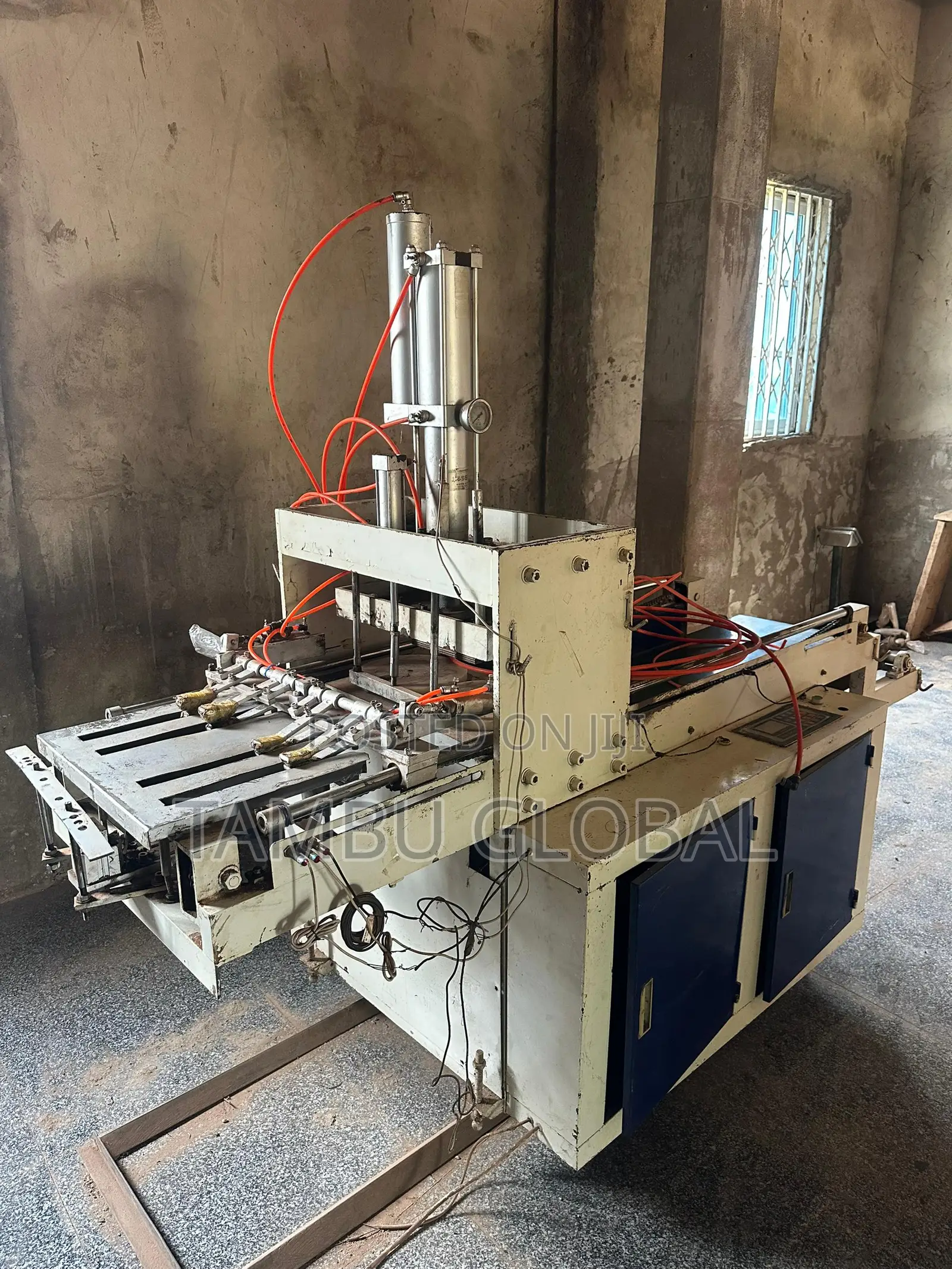 Automatic Plastic Bag Handle-Punching Stacking Machine — Tamale