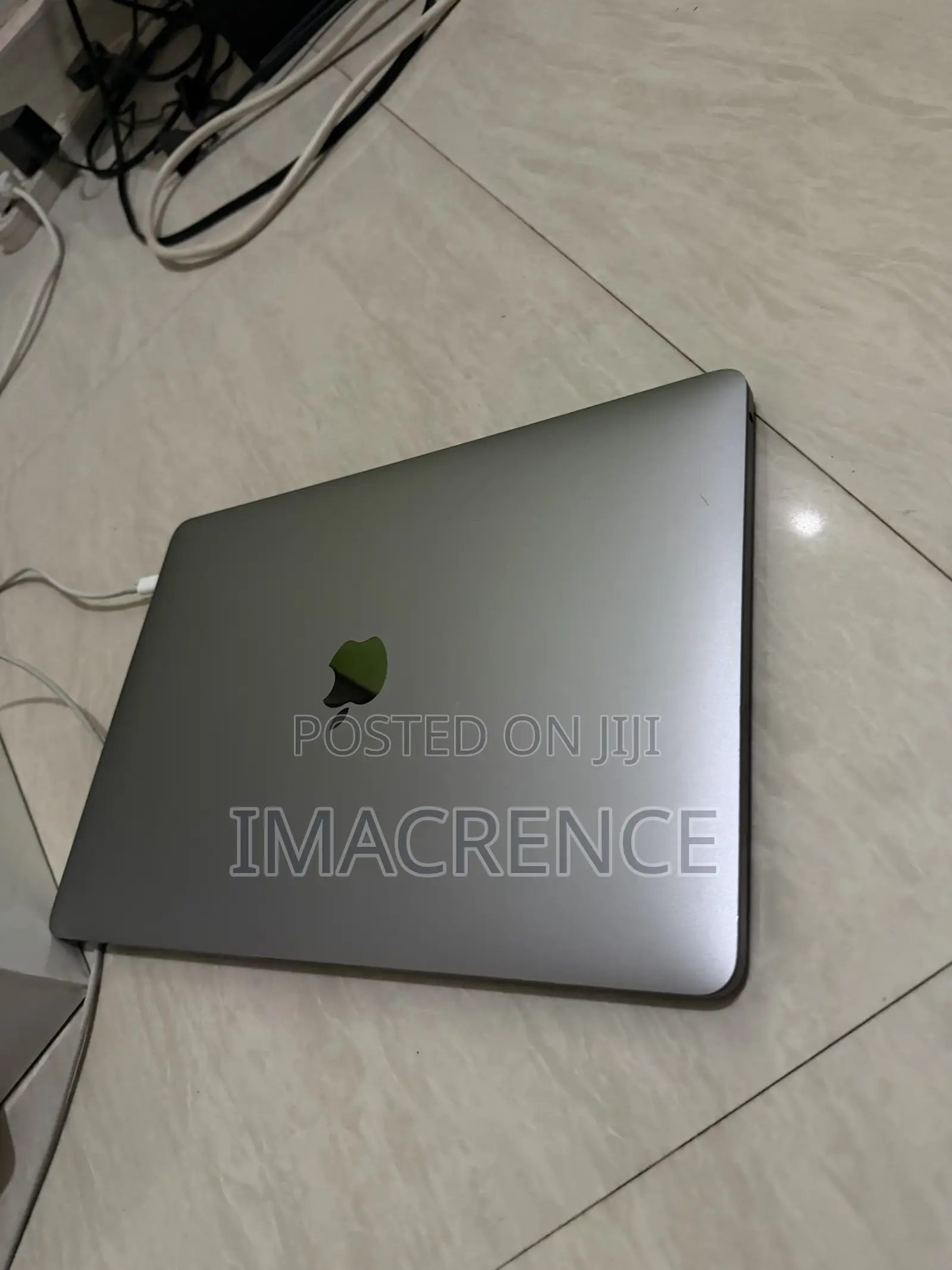 Laptop Apple MacBook Pro 2022 M2 16GB Apple M2 SSD 512GB