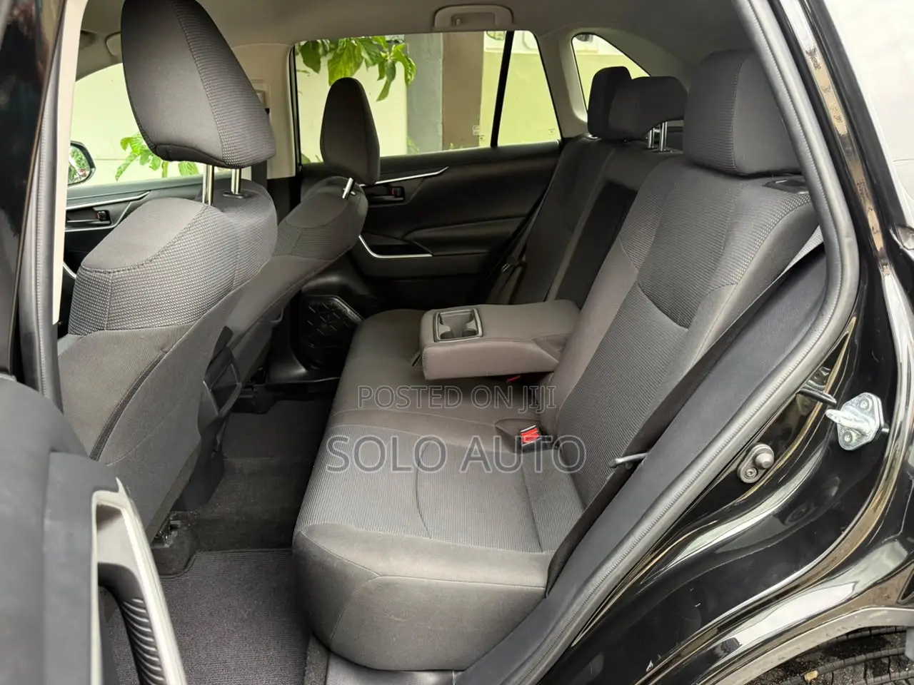Toyota RAV4 LE 2021 Black