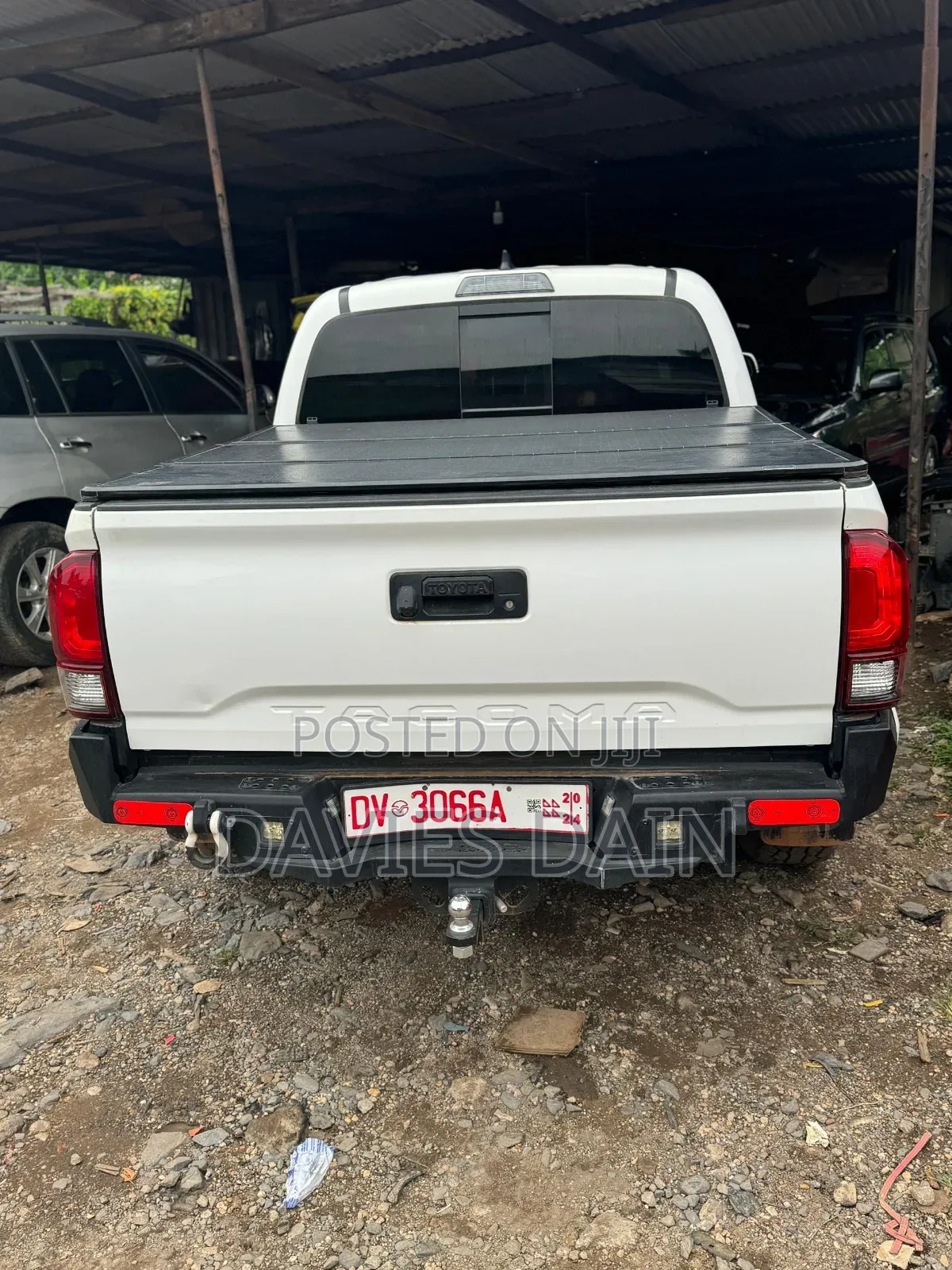Toyota Tacoma 2018 White