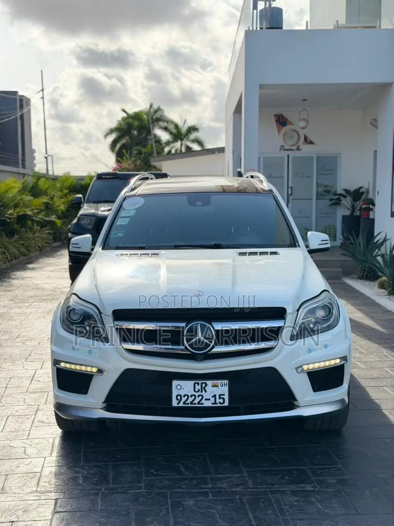 Mercedes-Benz GL-Class GL63 AMG 4dr SUV AWD (5.5L 8cyl Turbo 7A) 2015