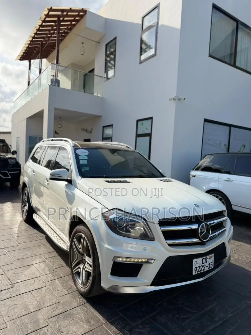 Mercedes-Benz GL-Class GL63 AMG 4dr SUV AWD (5.5L 8cyl Turbo 7A) 2015