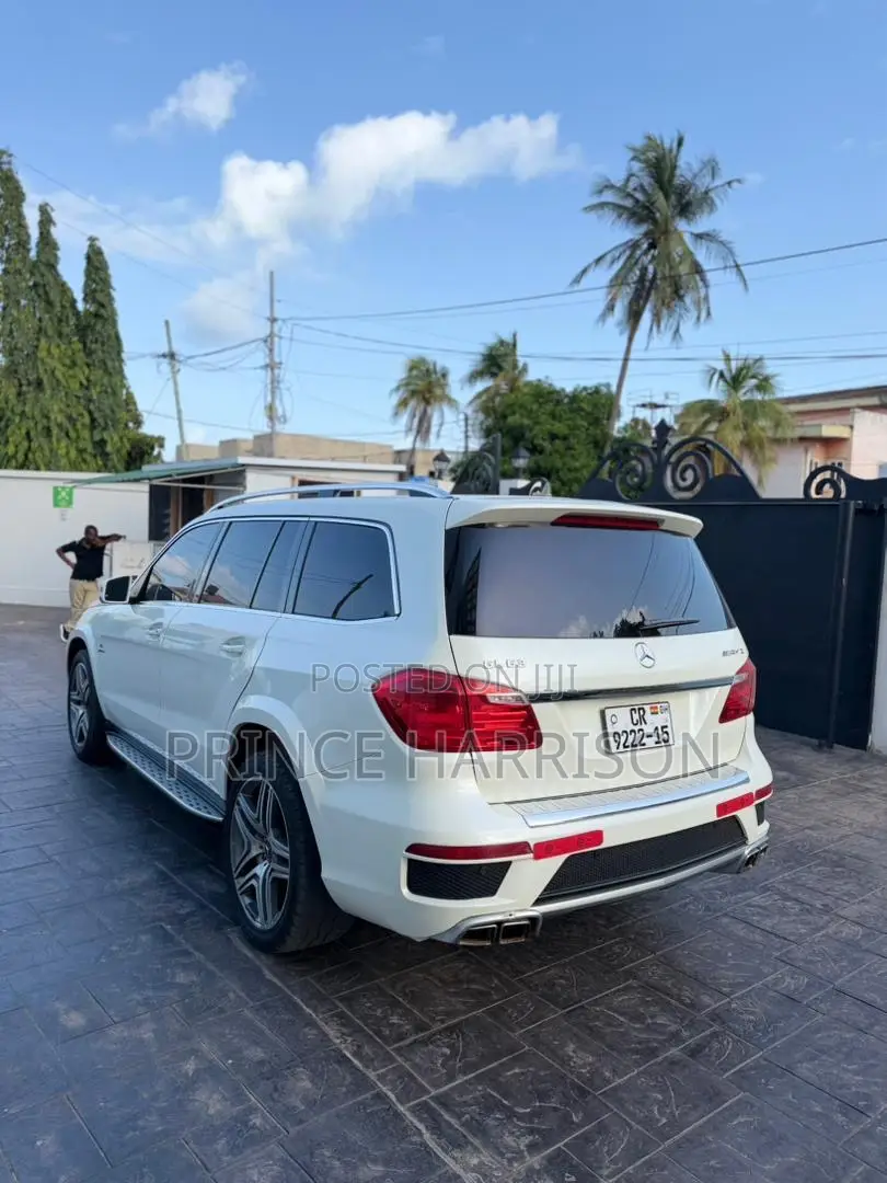 Mercedes-Benz GL-Class GL63 AMG 4dr SUV AWD (5.5L 8cyl Turbo 7A) 2015