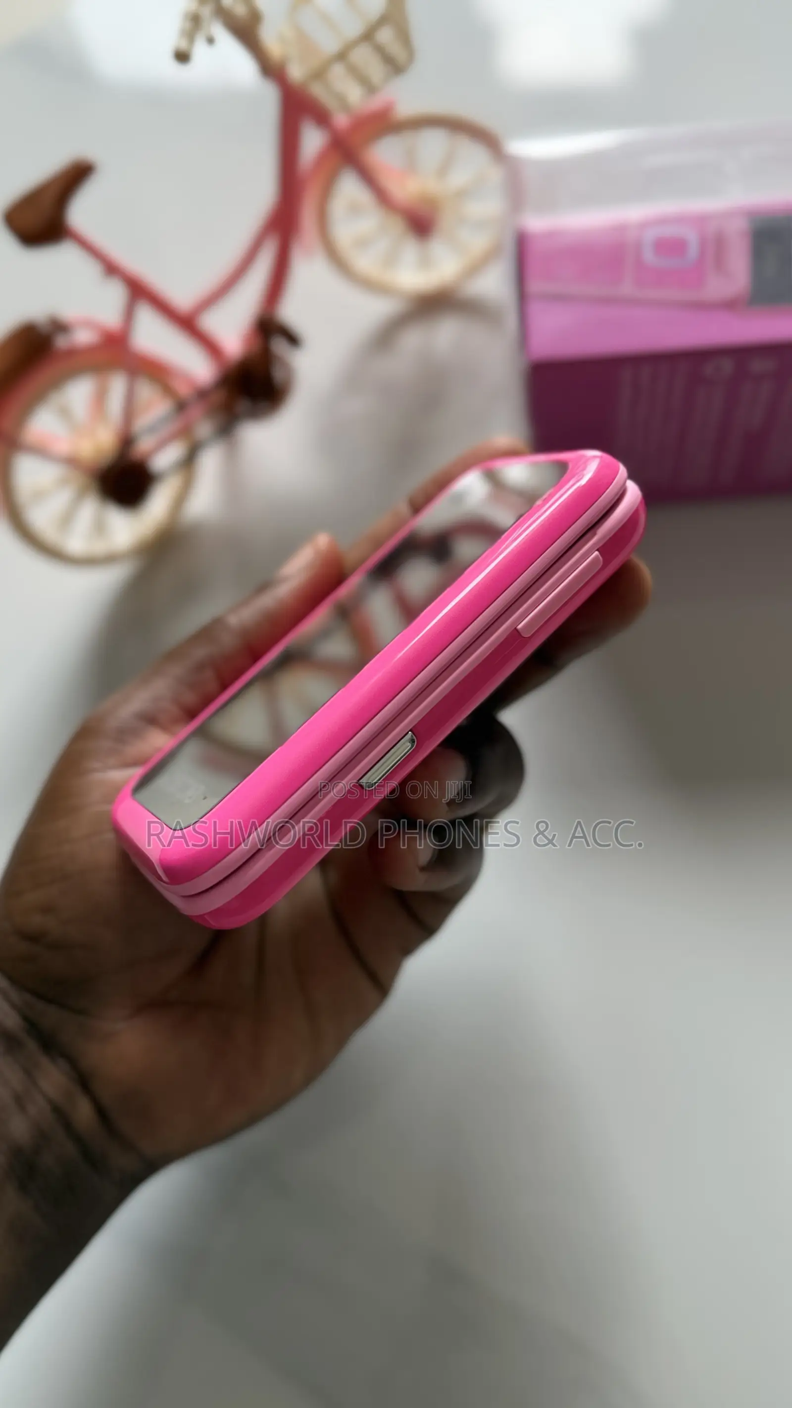 New Nokia 2660 Flip Pink