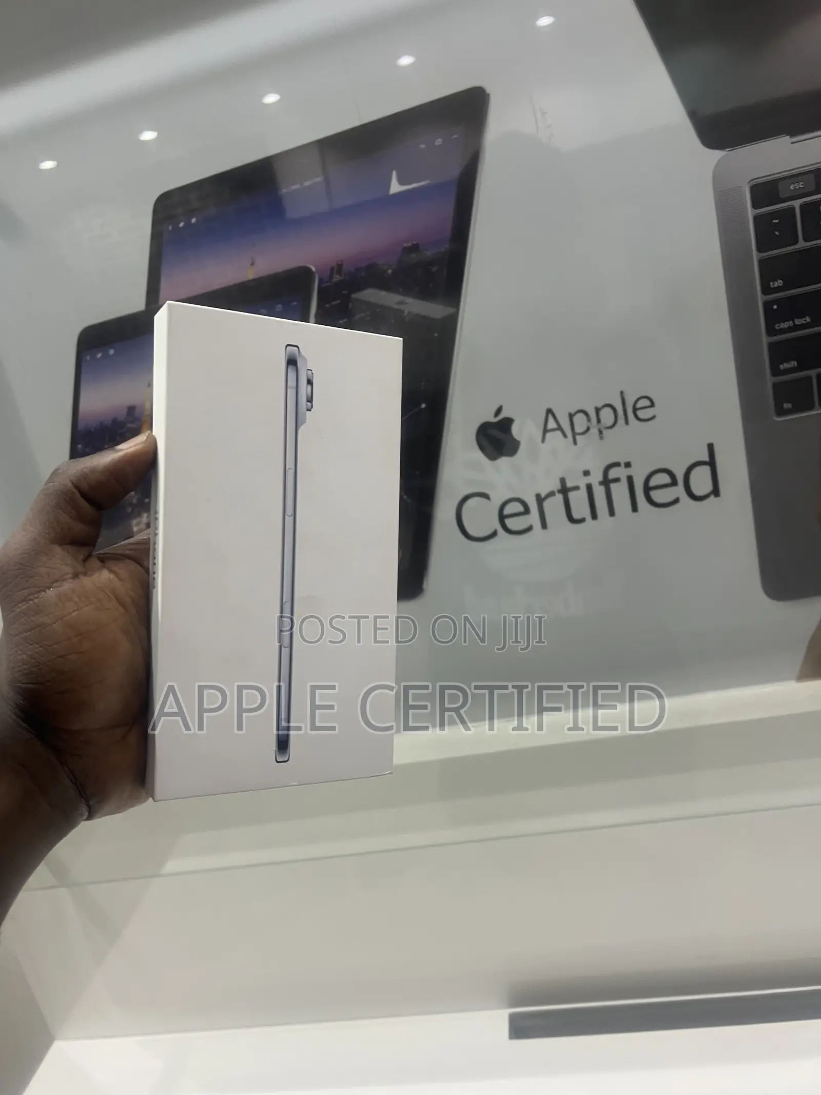 New Apple iPhone Air 256 GB