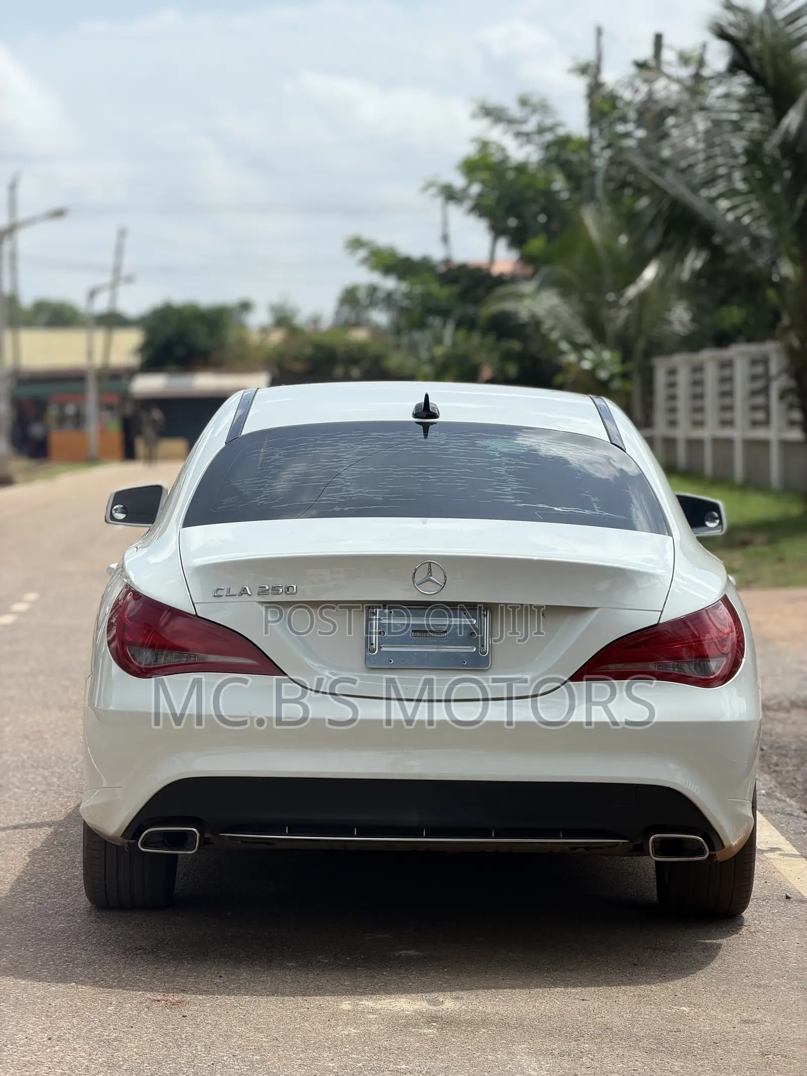 Mercedes-Benz CLA-Class 2018 White