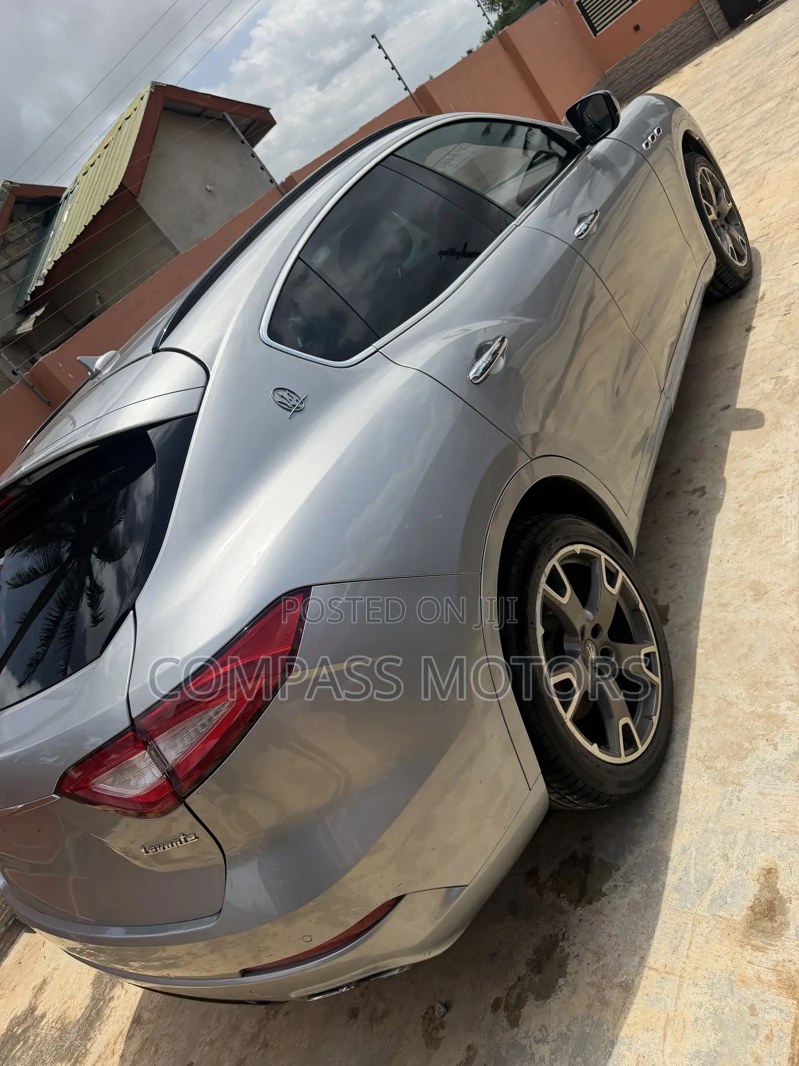 Maserati Levante S AWD 2017 Silver
