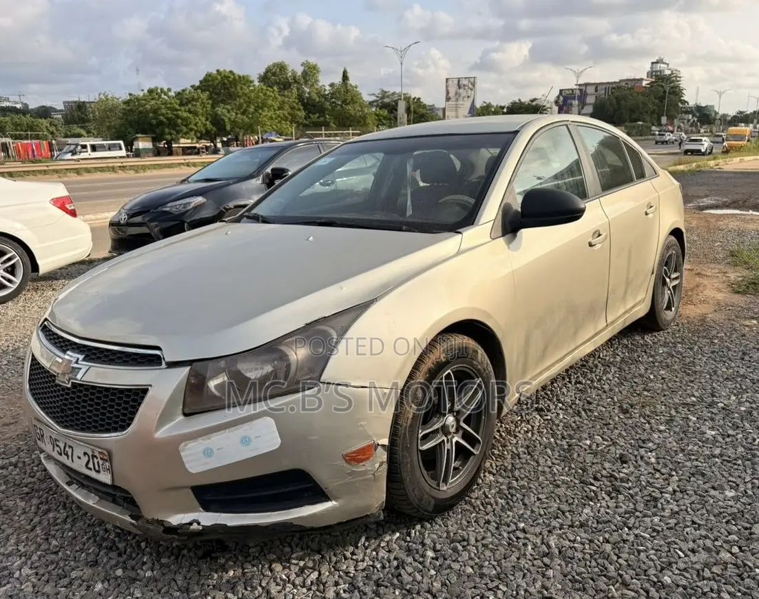 Chevrolet Cruze 2012 Brown