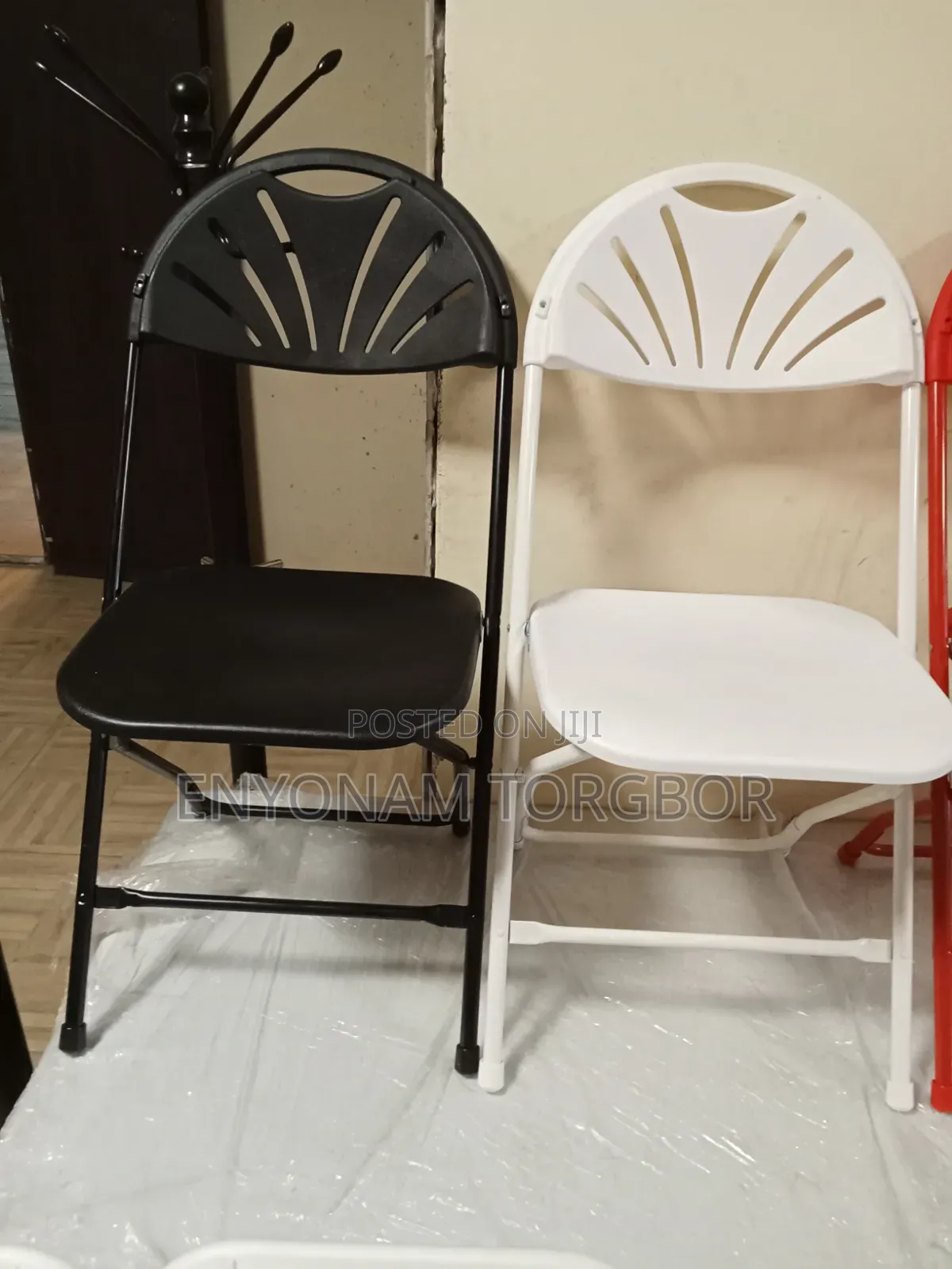 Fanback Chair