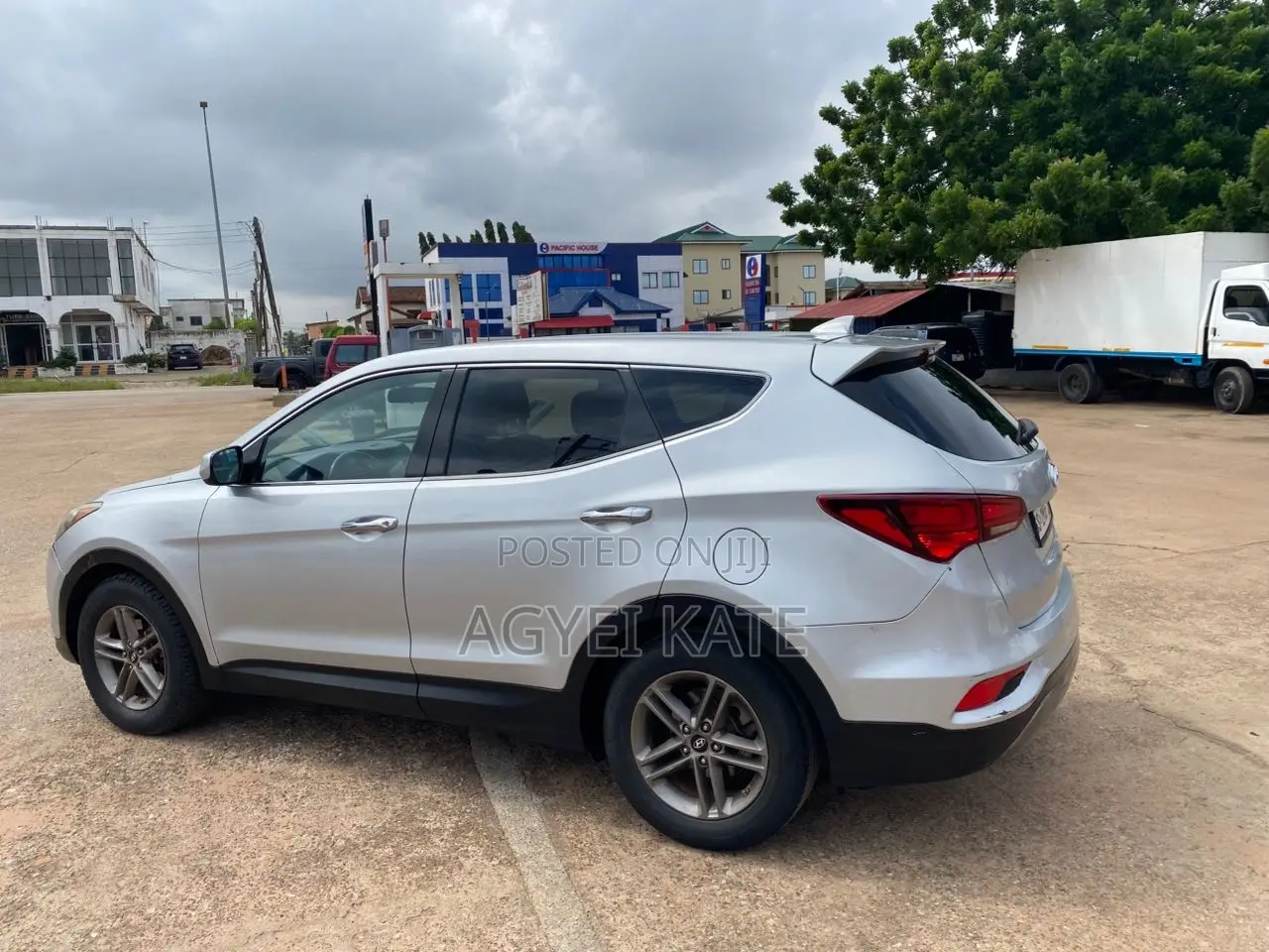 Hyundai Santa Fe 2017 Silver