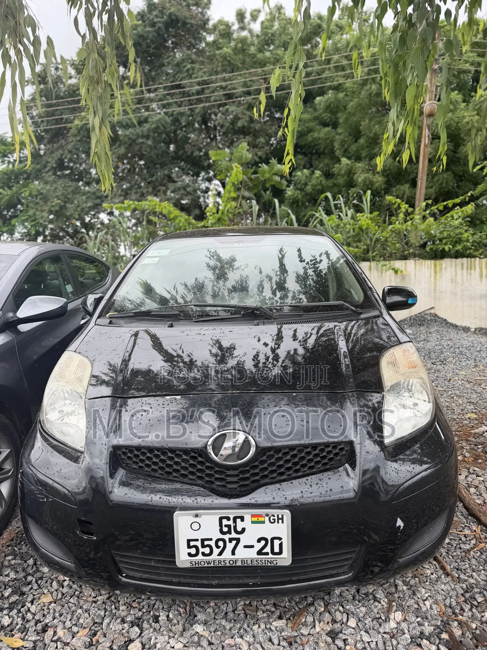 Toyota Vitz 2010 Black