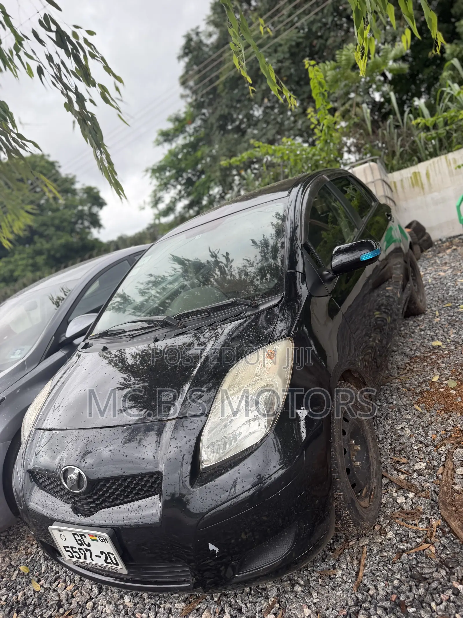 Toyota Vitz 2010 Black
