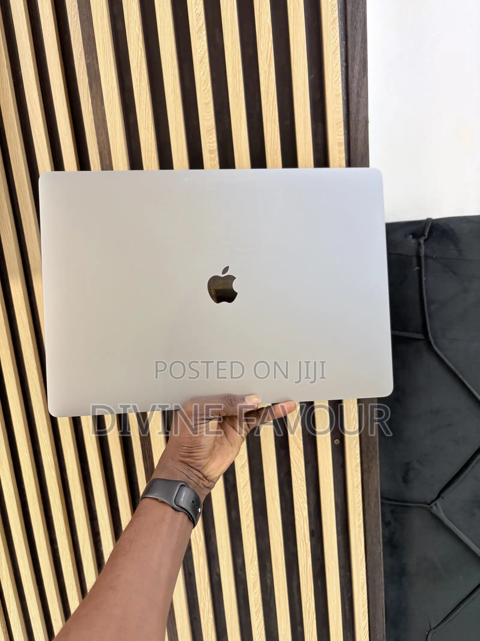 Laptop Apple MacBook Pro 2019 64GB Intel Core i9 SSD 1T