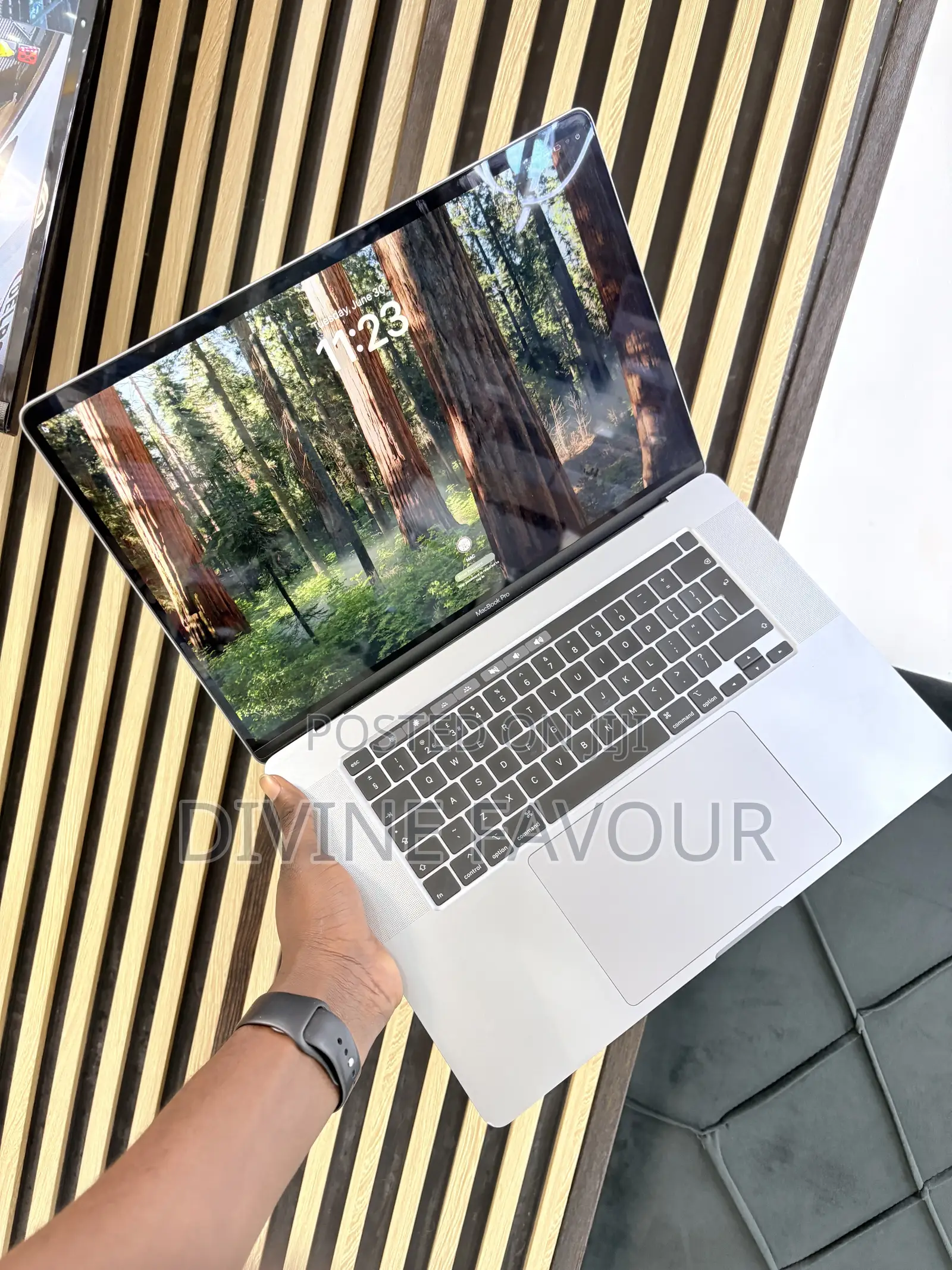 Laptop Apple MacBook Pro 2019 64GB Intel Core i9 SSD 1T