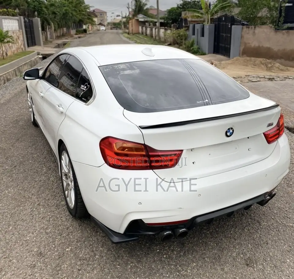 BMW M4 3.0 Convertible RWD 2016 White