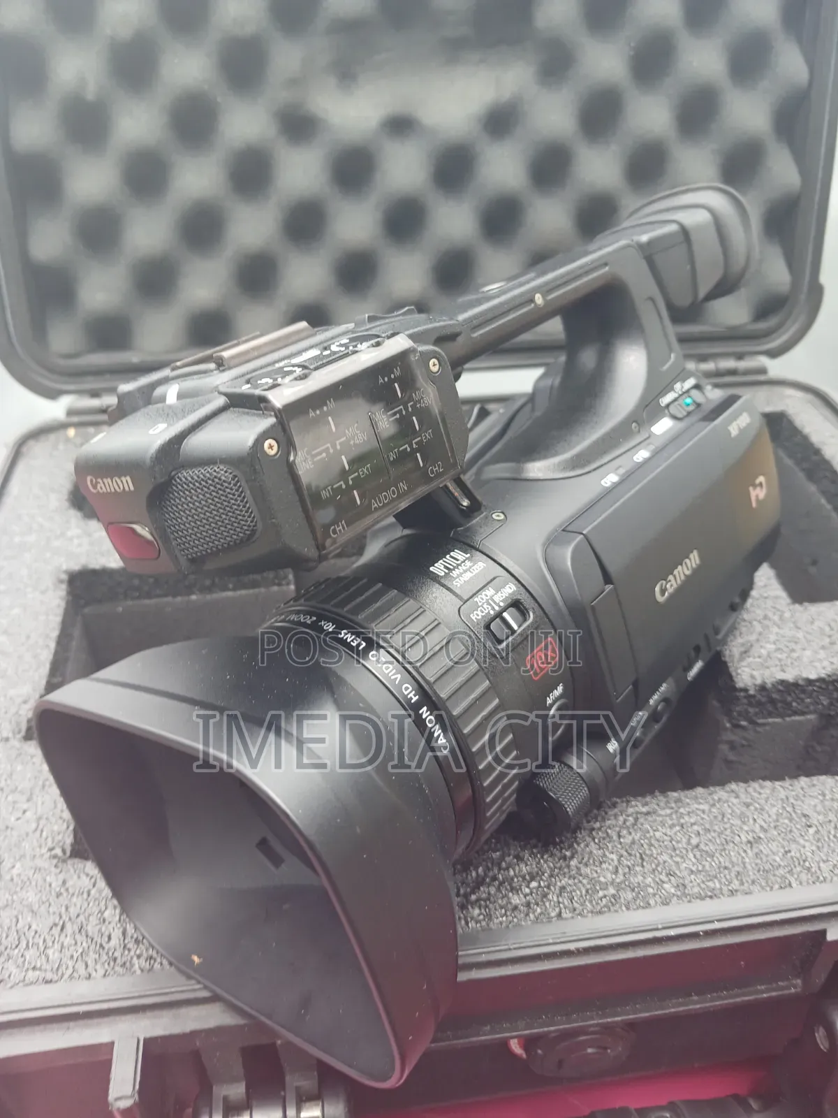 Canon Xf100 Professional Camcorder