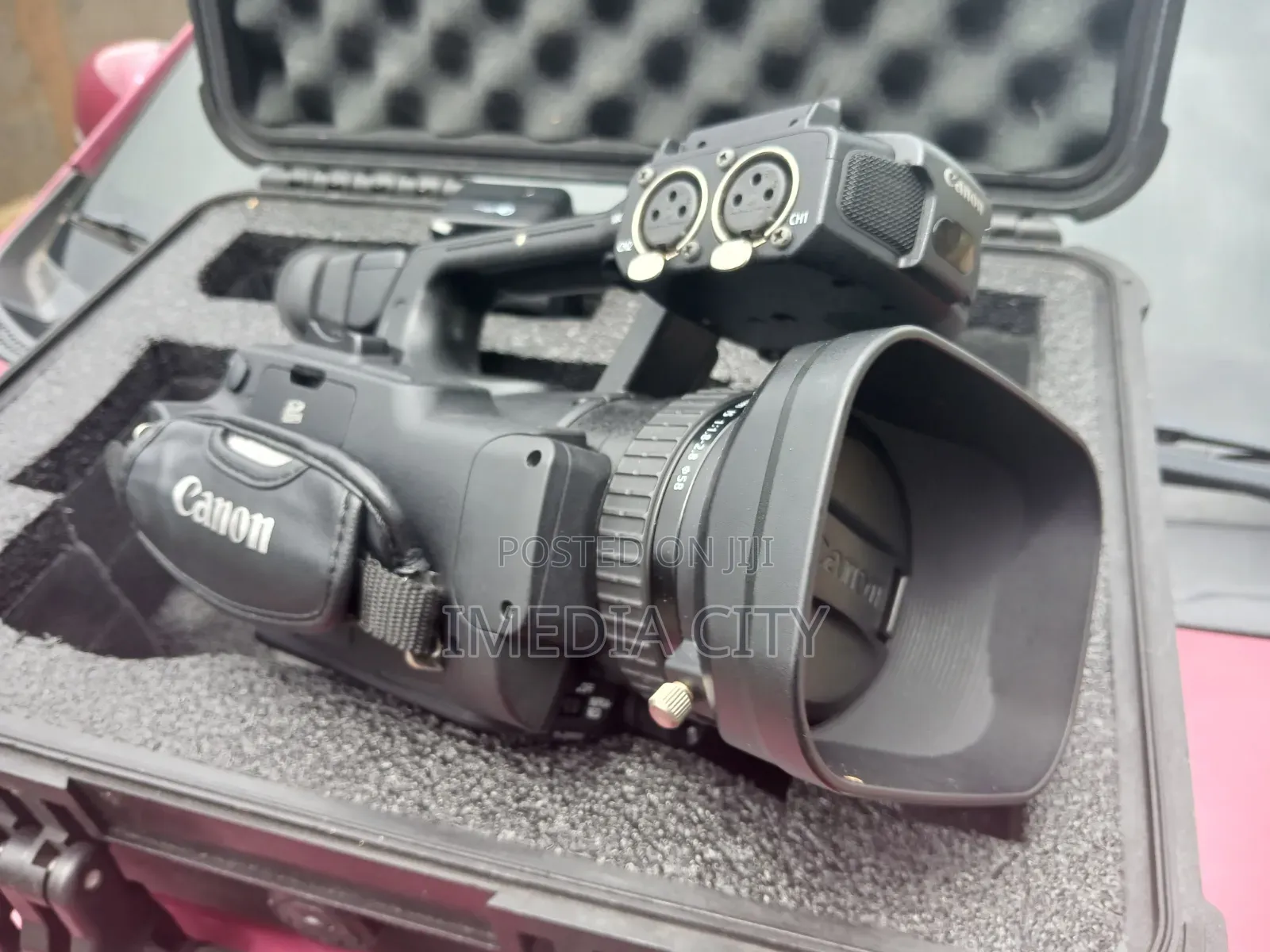 Canon Xf100 Professional Camcorder