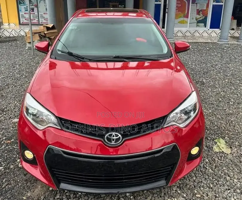 Toyota Corolla 2016 Red