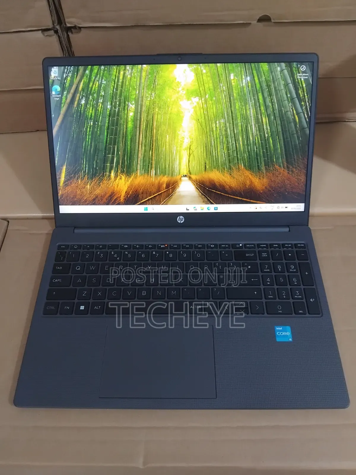 Laptop HP 250 G10 16GB Intel Core i5 SSD 512GB