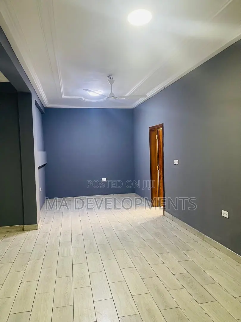 2bdrm Apartment in Madev Realty, Lapaz for rent