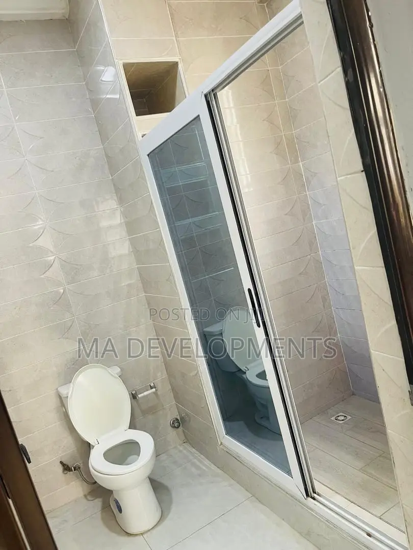 2bdrm Apartment in Madev Realty, Lapaz for rent