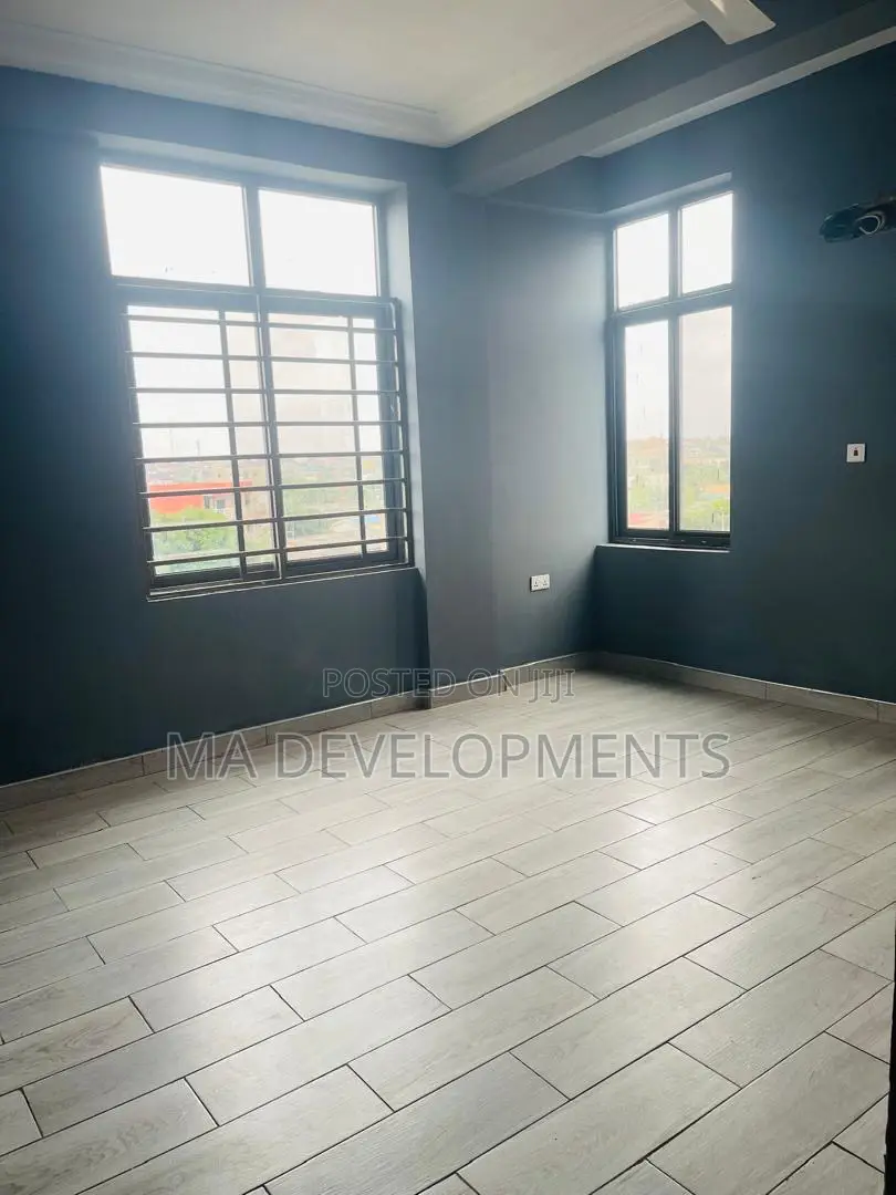 2bdrm Apartment in Madev Realty, Lapaz for rent