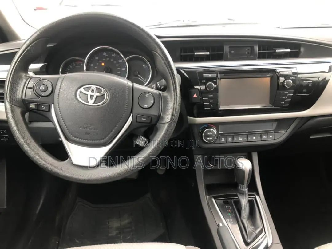 Toyota Corolla 2016 Gray