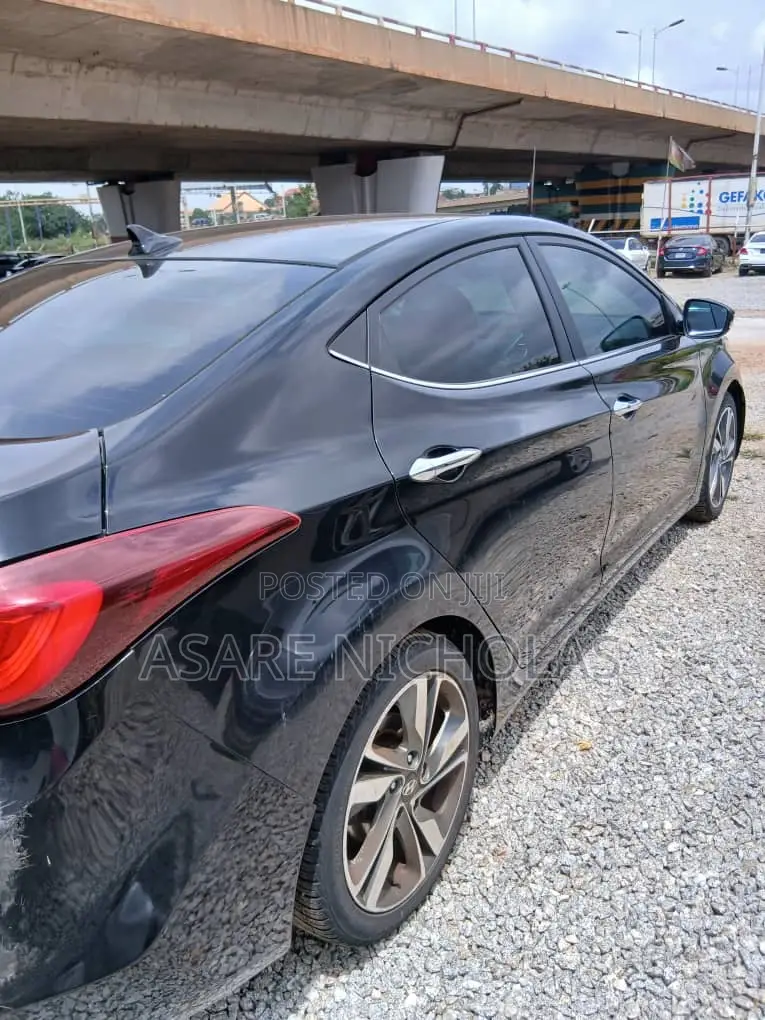 Hyundai Elantra 2016 Black