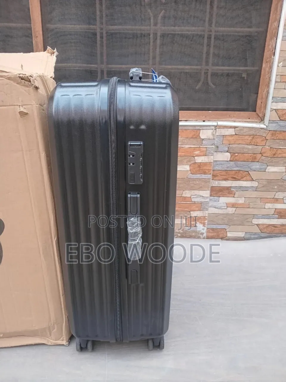 Quality 28 Inches Traveller