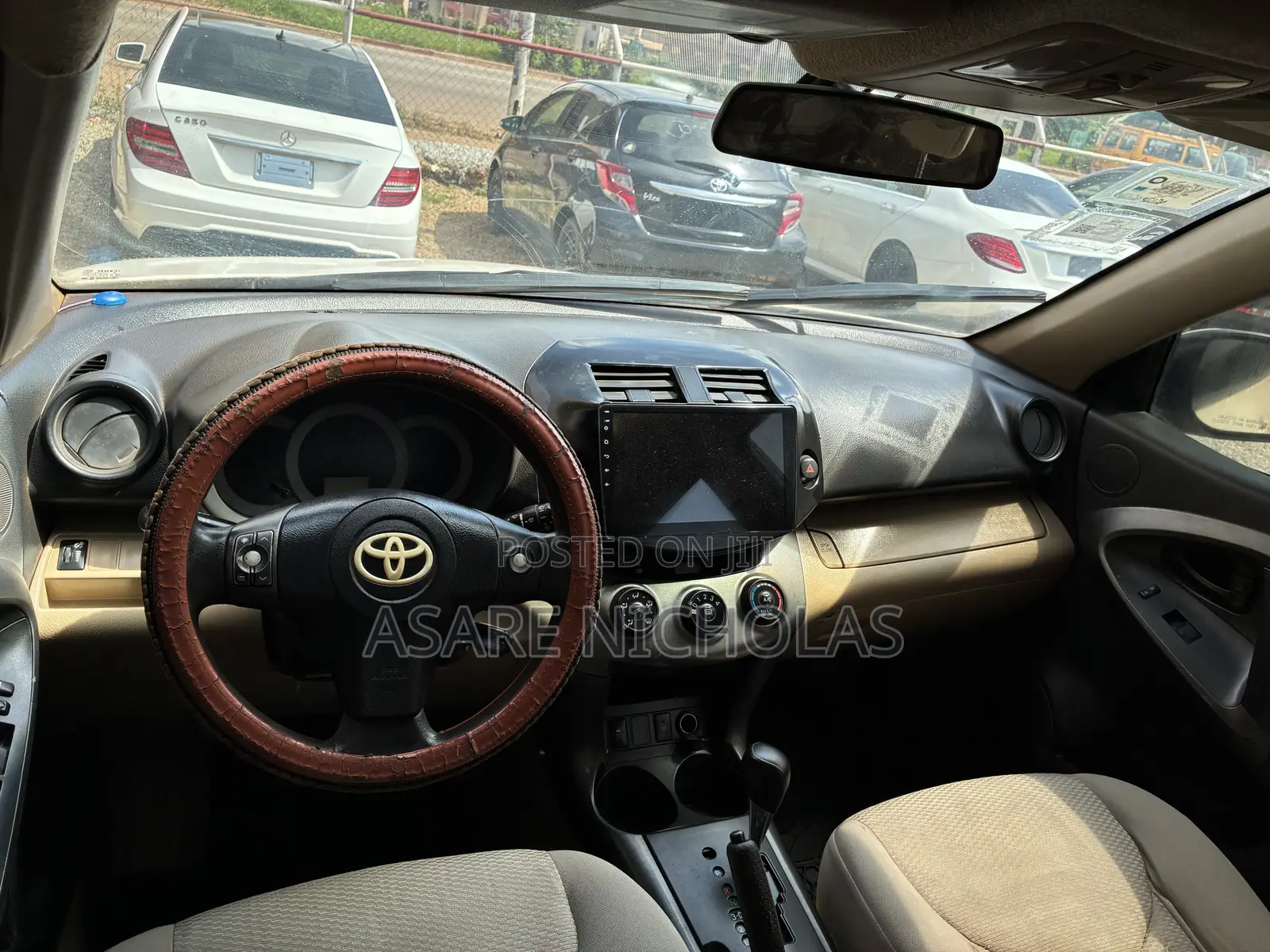 Toyota RAV4 2010 White