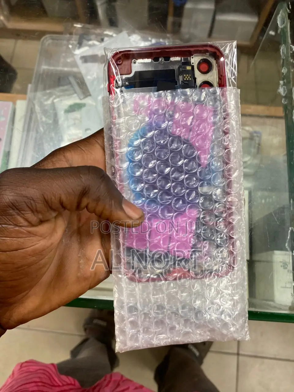 iPhone 11 Rear Housing Frame With Wireless Charging Flex