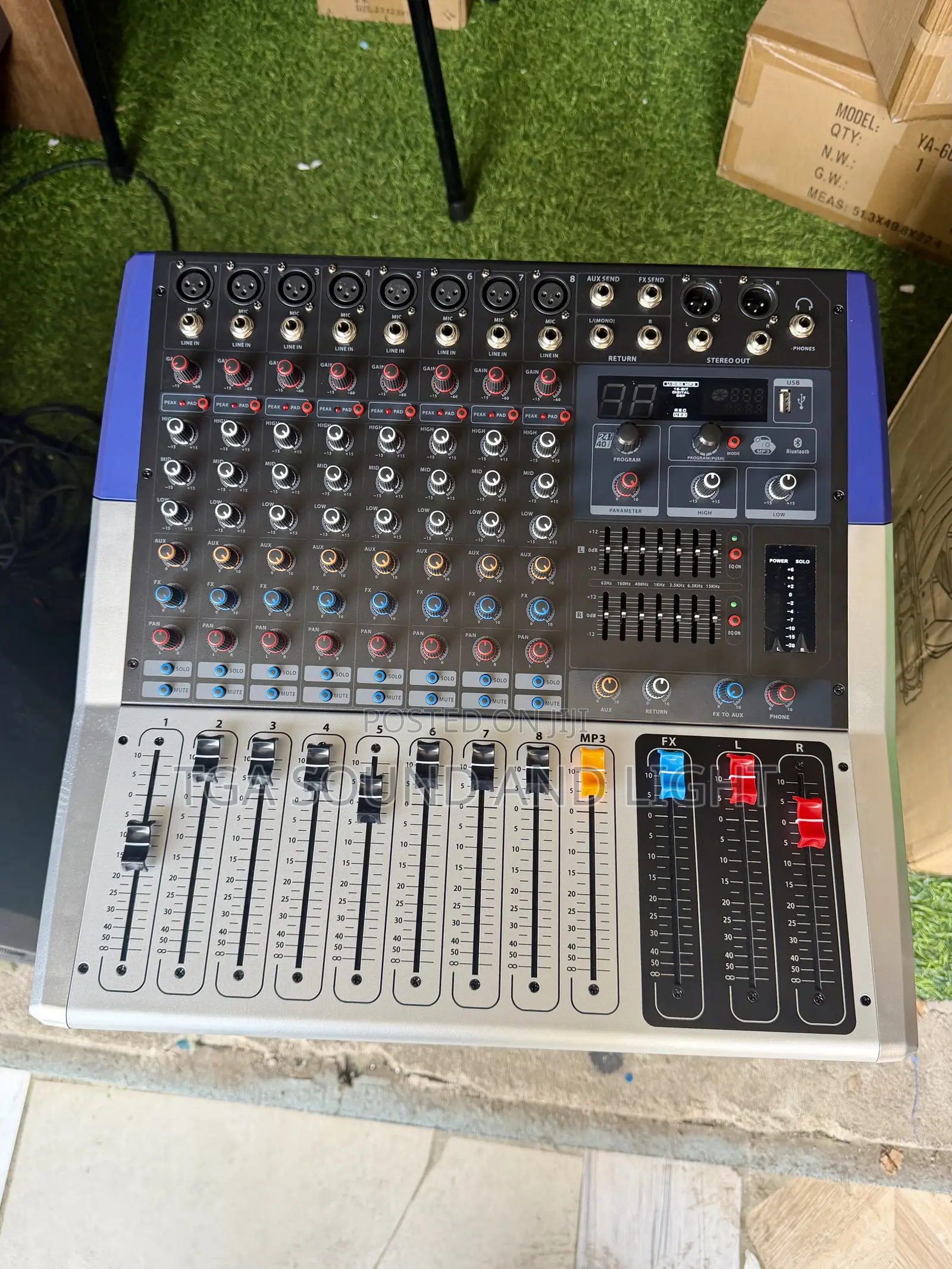 Yamaha Kv80 8-Channels Power Mixer[2400 Watts]