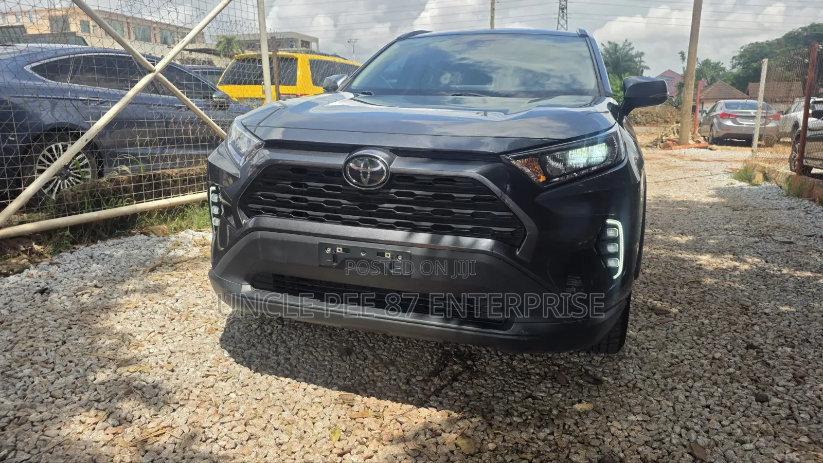 Toyota RAV4 2021 Gray