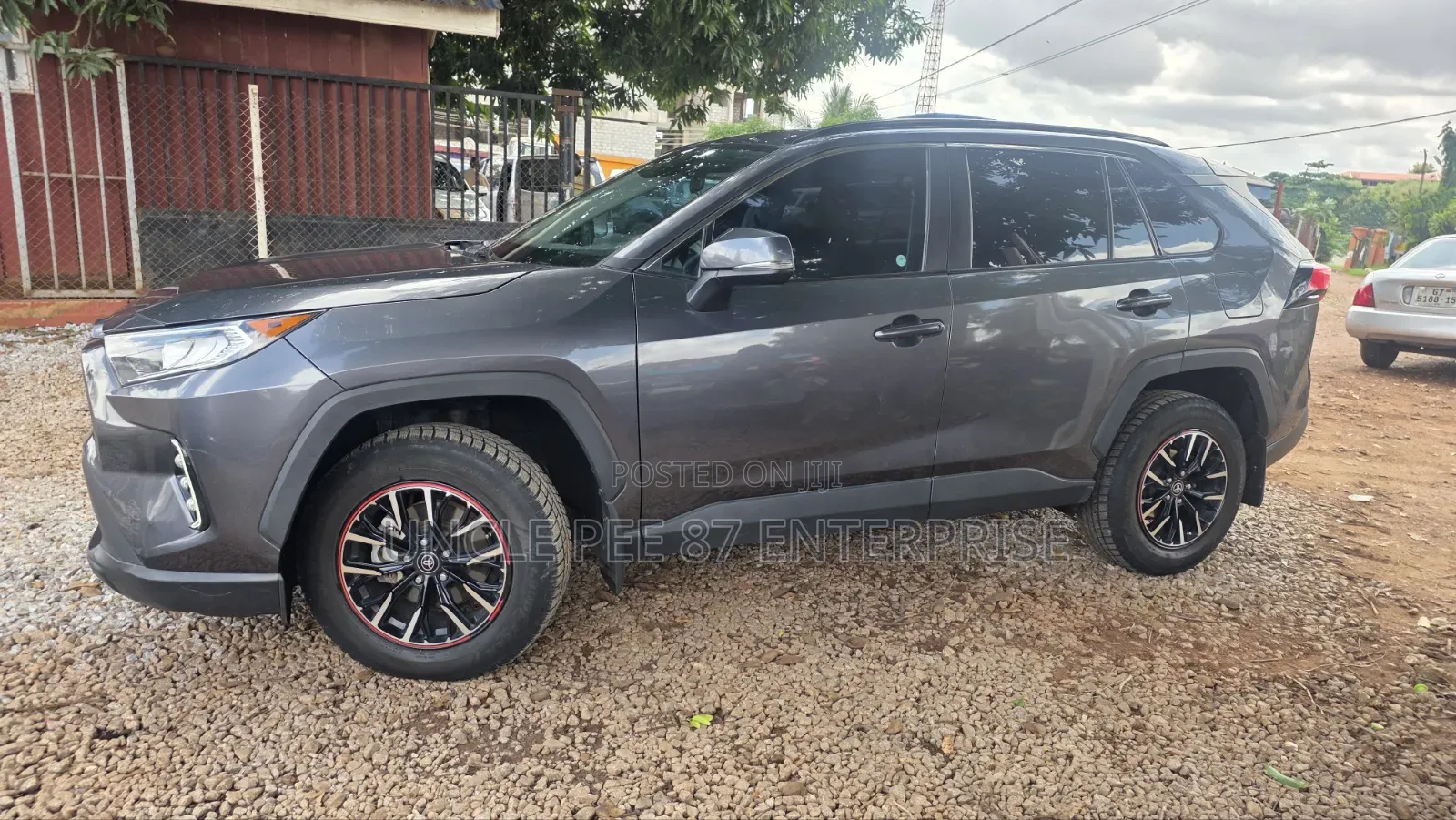 Toyota RAV4 2021 Gray