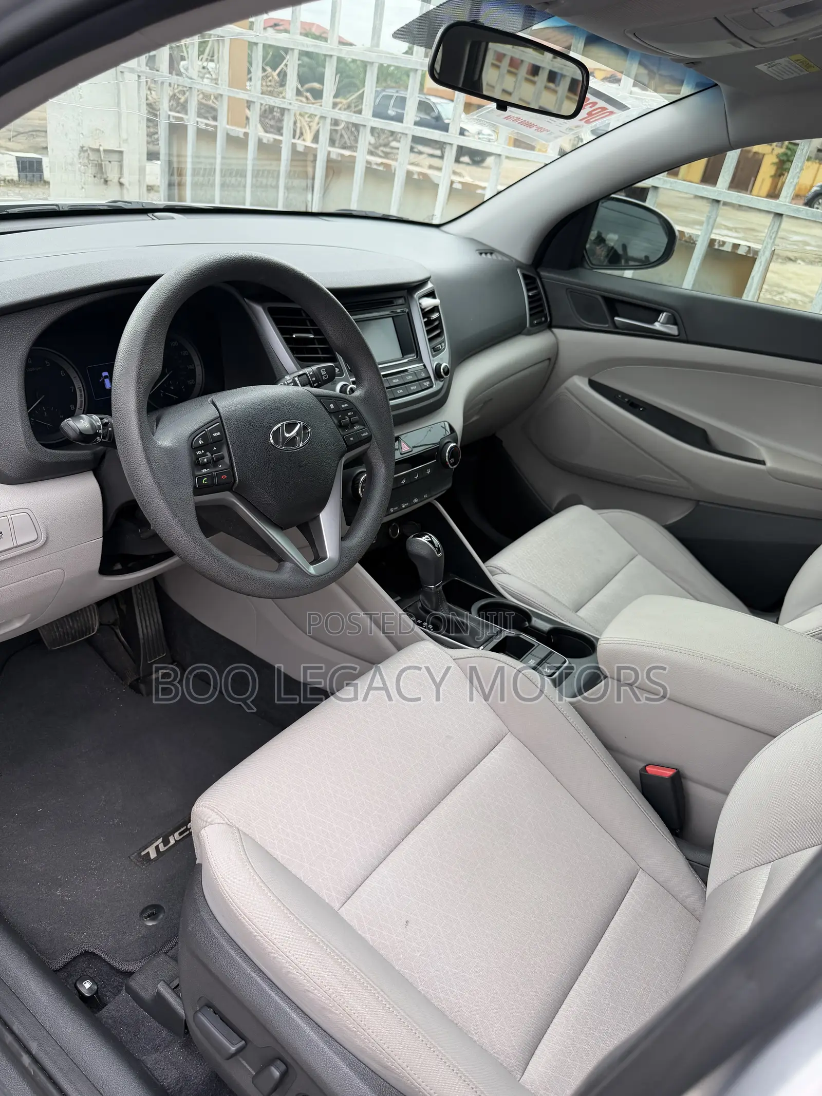 Hyundai Tucson 2017 Silver