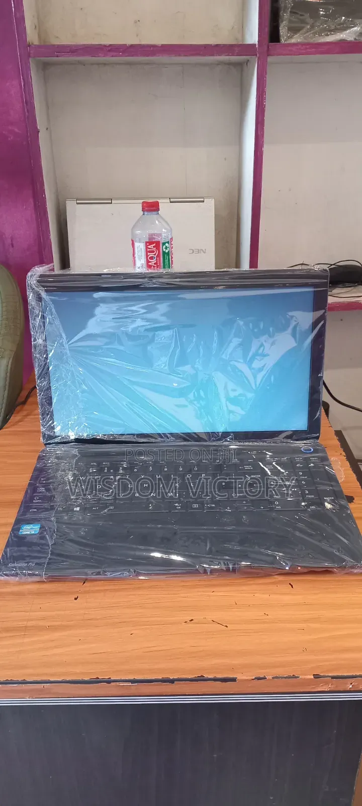 New Laptop Toshiba C50 6GB Intel Core i3 HDD 320GB