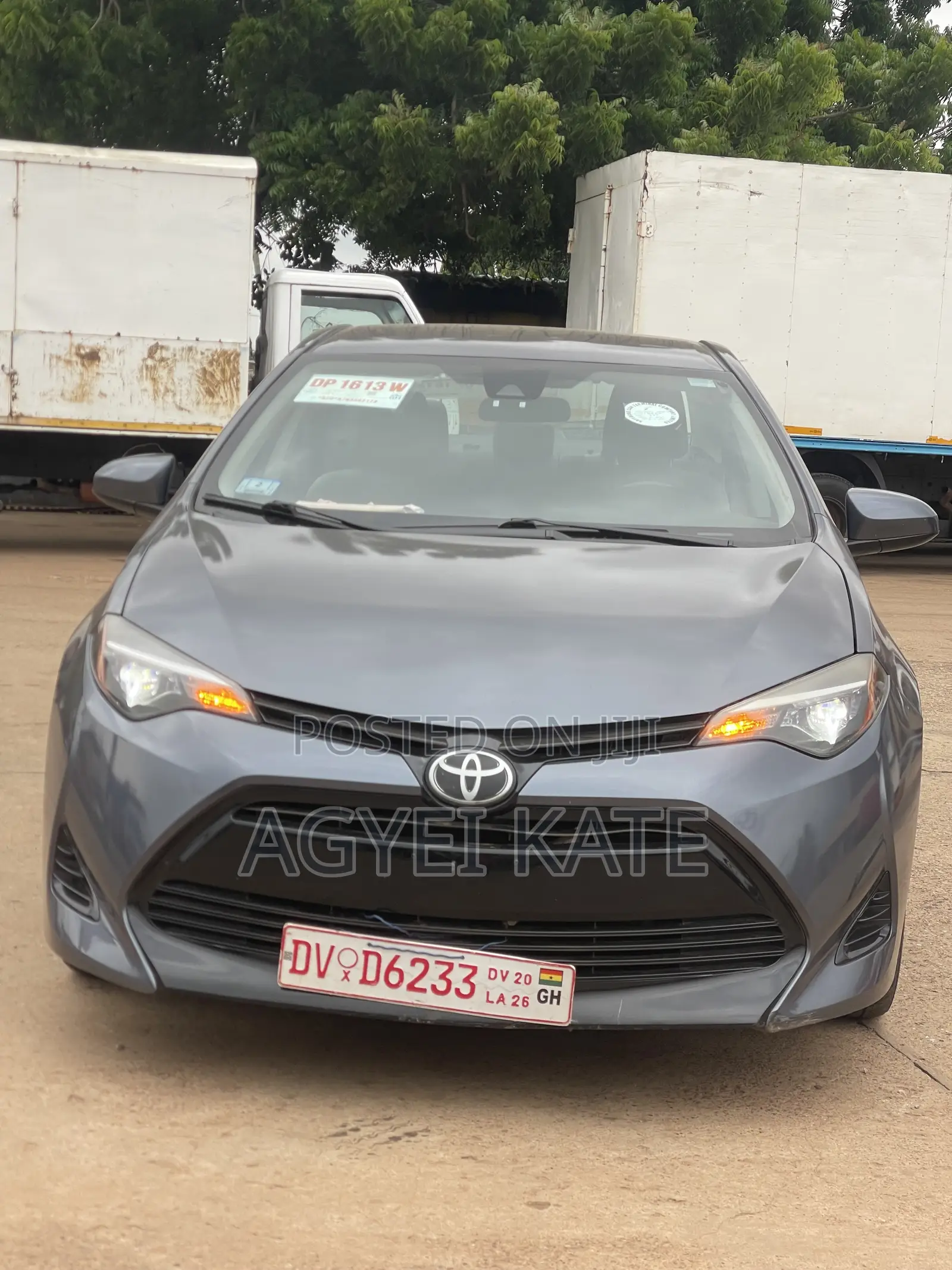 Toyota Corolla LE 4dr Sedan (1.8L 4cyl CVT) 2017 Gray