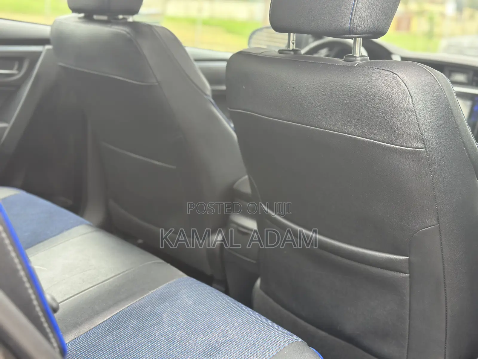 Toyota Corolla SE (1.8L 4cyl 2A) 2018 Black