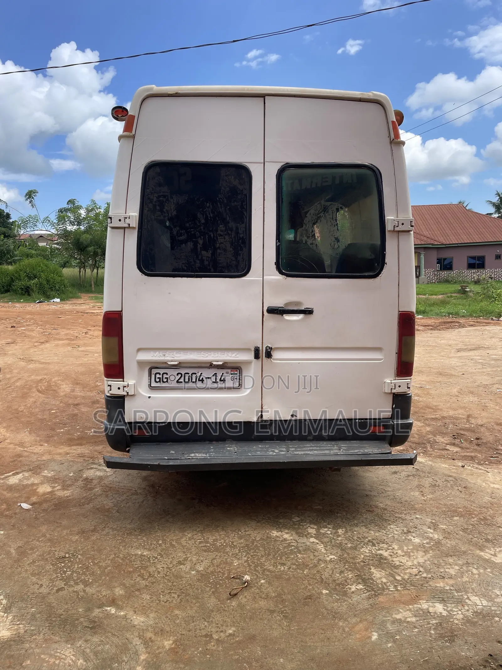 Mercedes-Benz Sprinter 2000 White