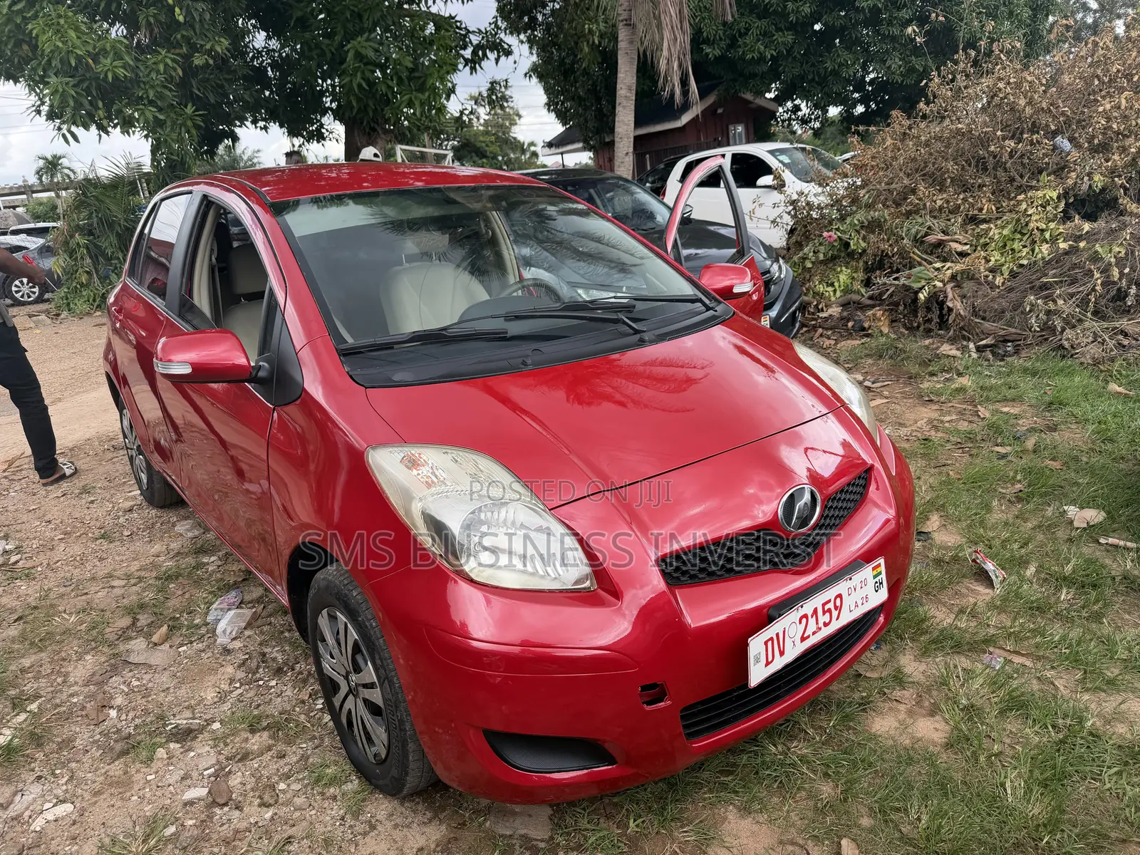 Toyota Vitz 1.3 AWD 3dr 2009 Red