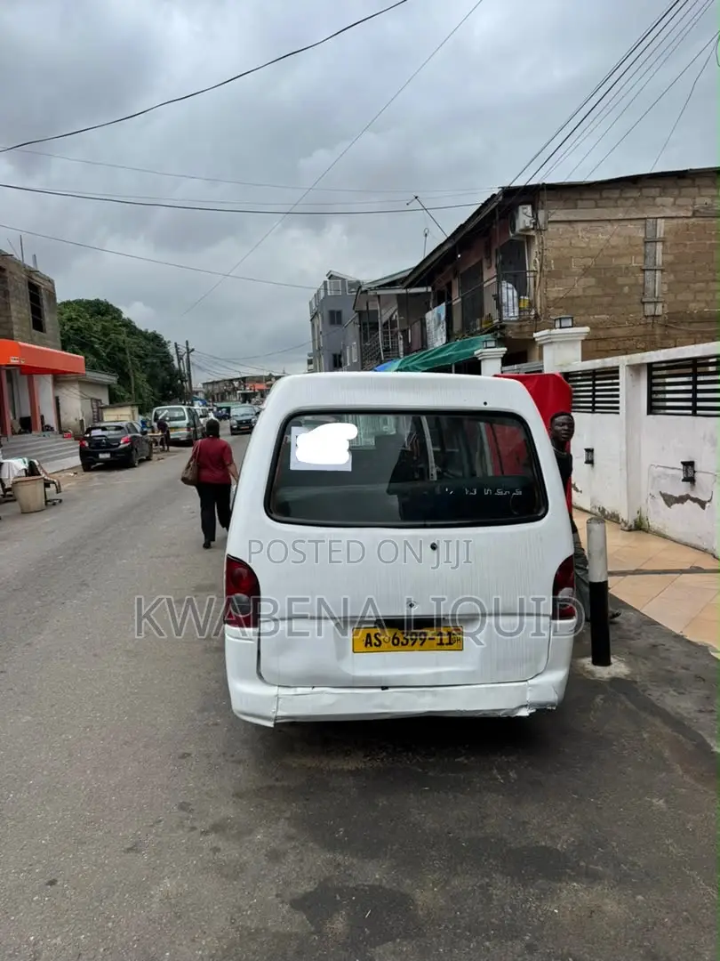 Hyundai H-100 2004 White
