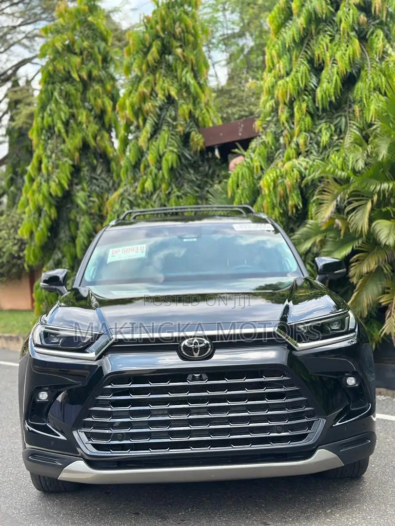 Toyota Grand Highlander XLE AWD 2024 Black