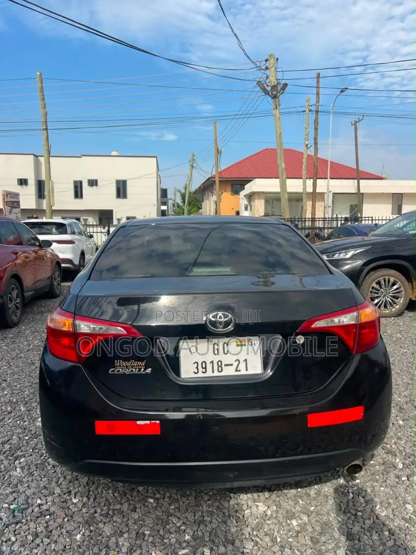 Toyota Corolla LE 4dr Sedan (1.8L 4cyl CVT) 2016 Black