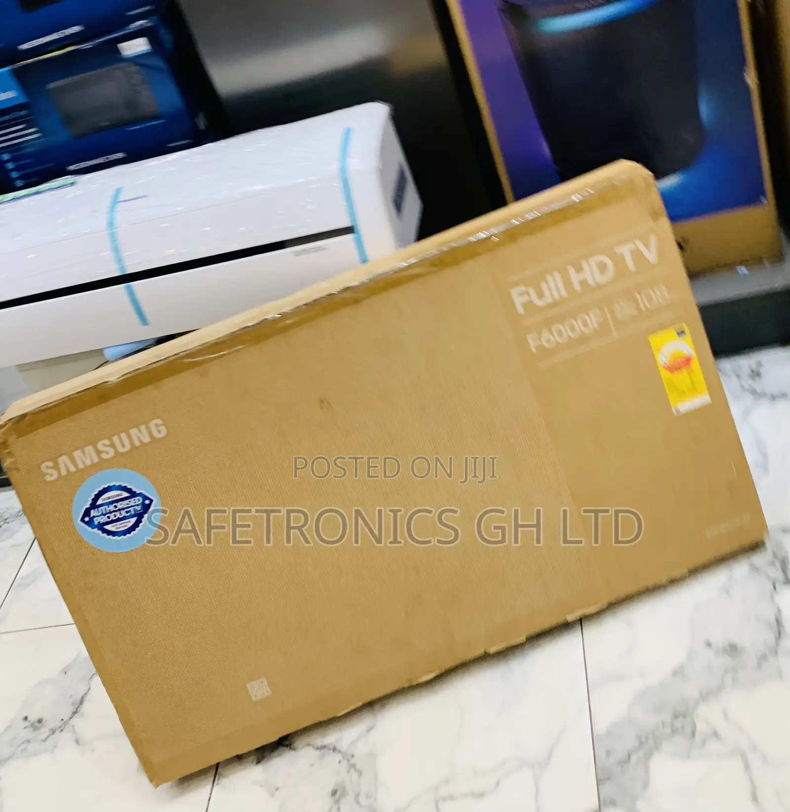 Available New 43" Samsung Crystal Uhd U8000f Smart Tv (2025)