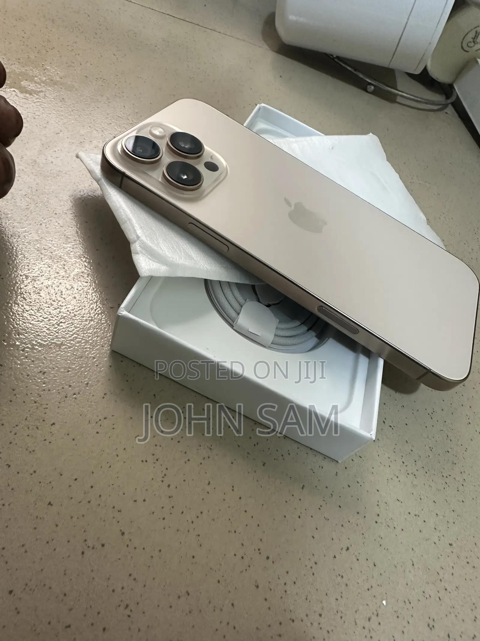 Apple iPhone 16 Pro Max 512 GB Gold
