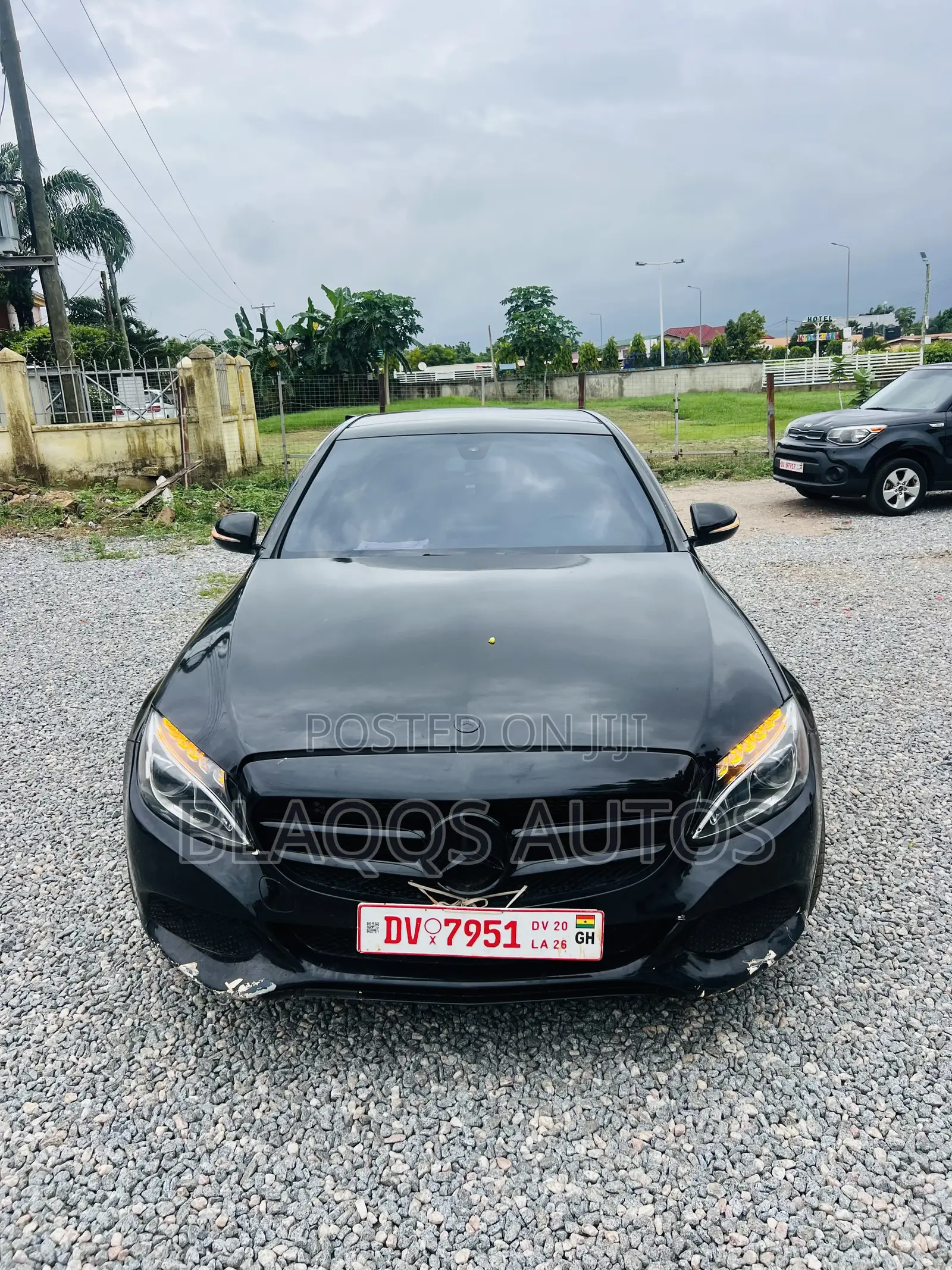 Mercedes-Benz C300 2016 Black