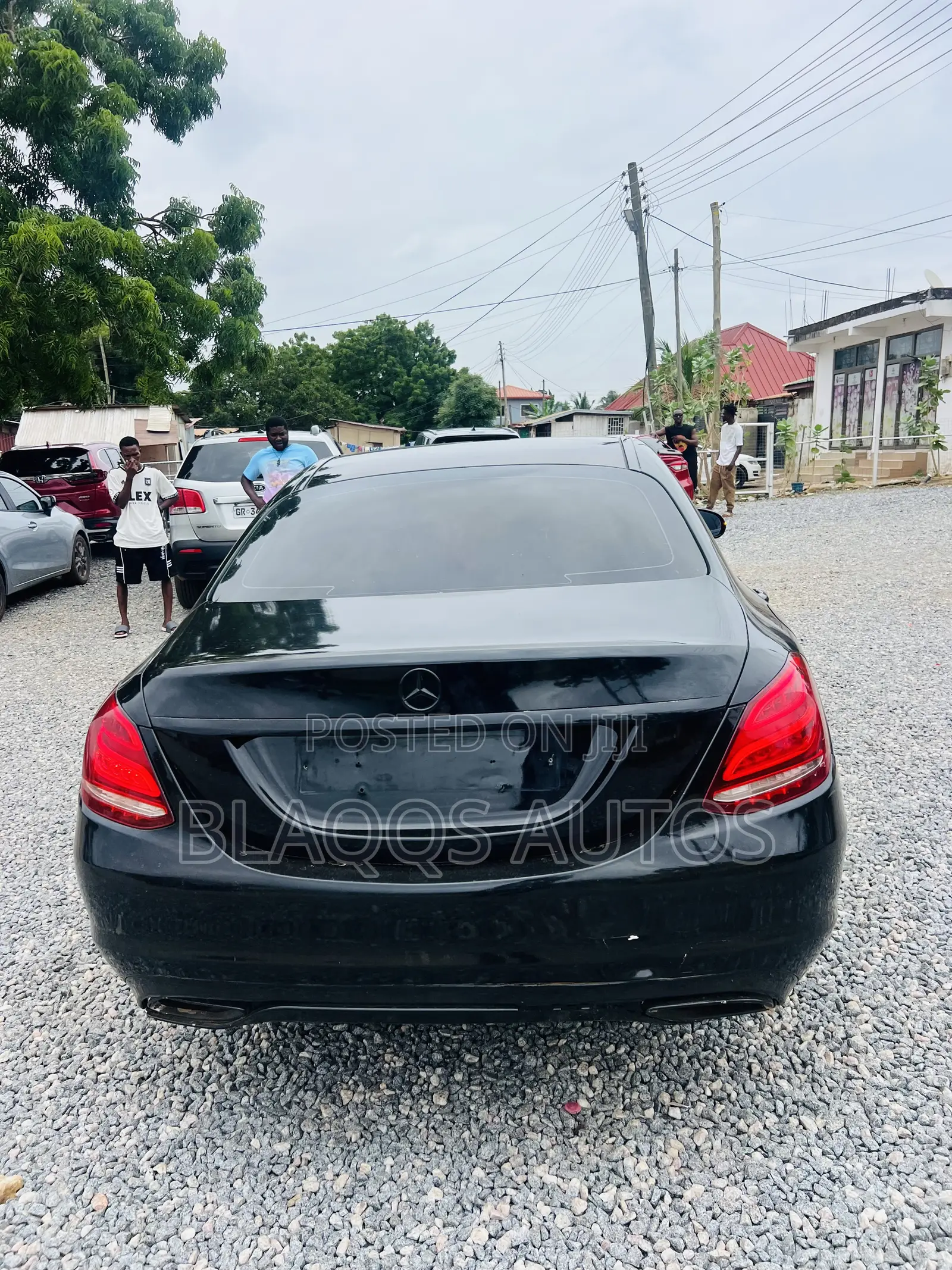 Mercedes-Benz C300 2016 Black