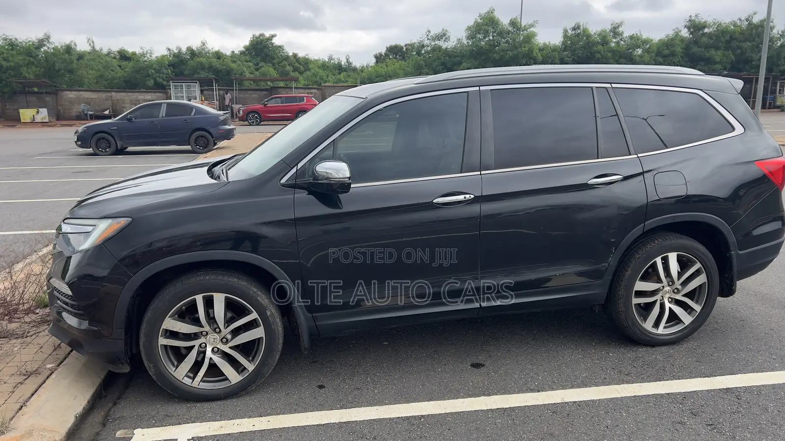 Honda Pilot Touring 4dr SUV 4WD (3.5L 6cyl 9A) 2017 Black