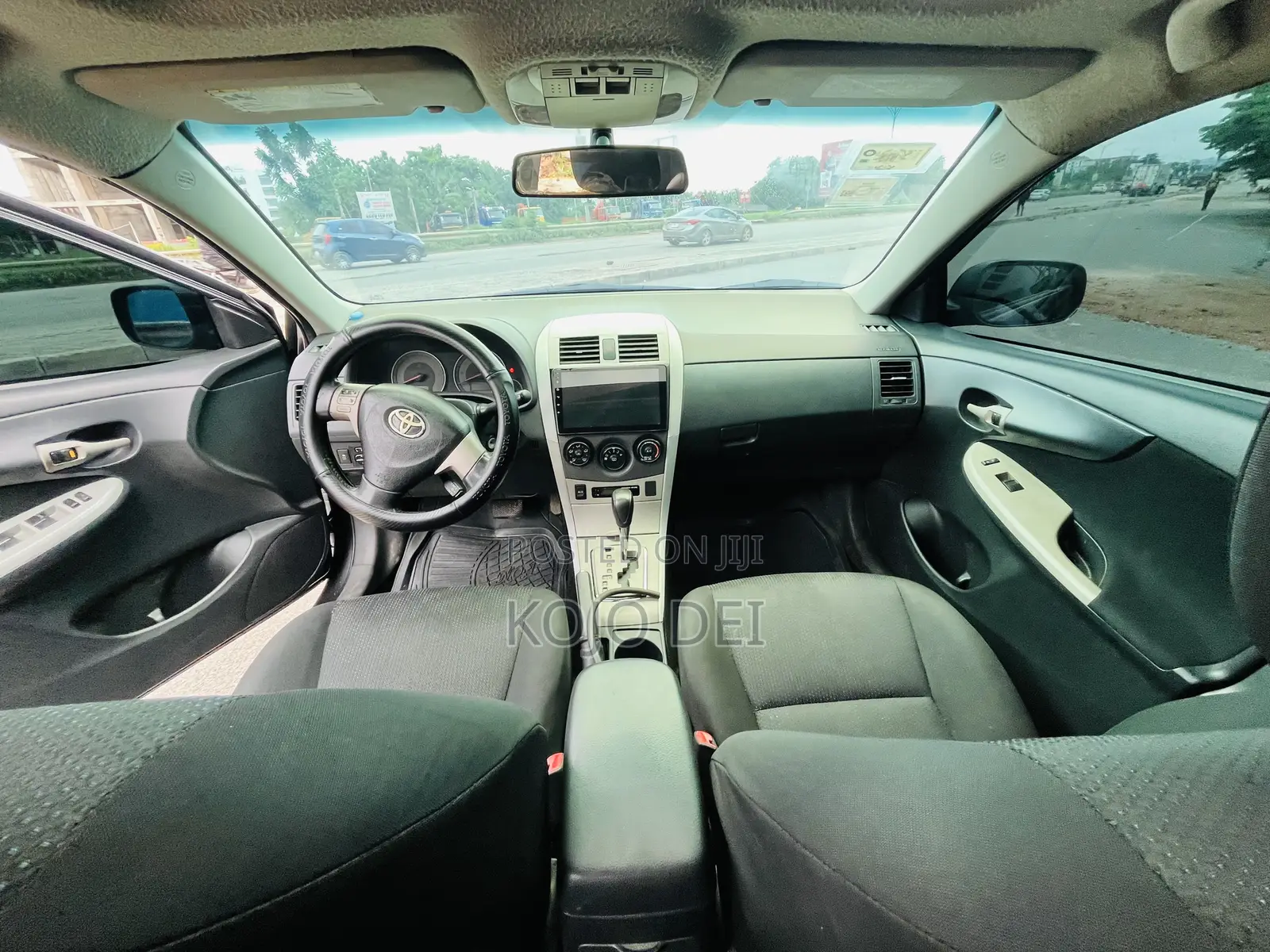 Toyota Corolla 2010 Gray