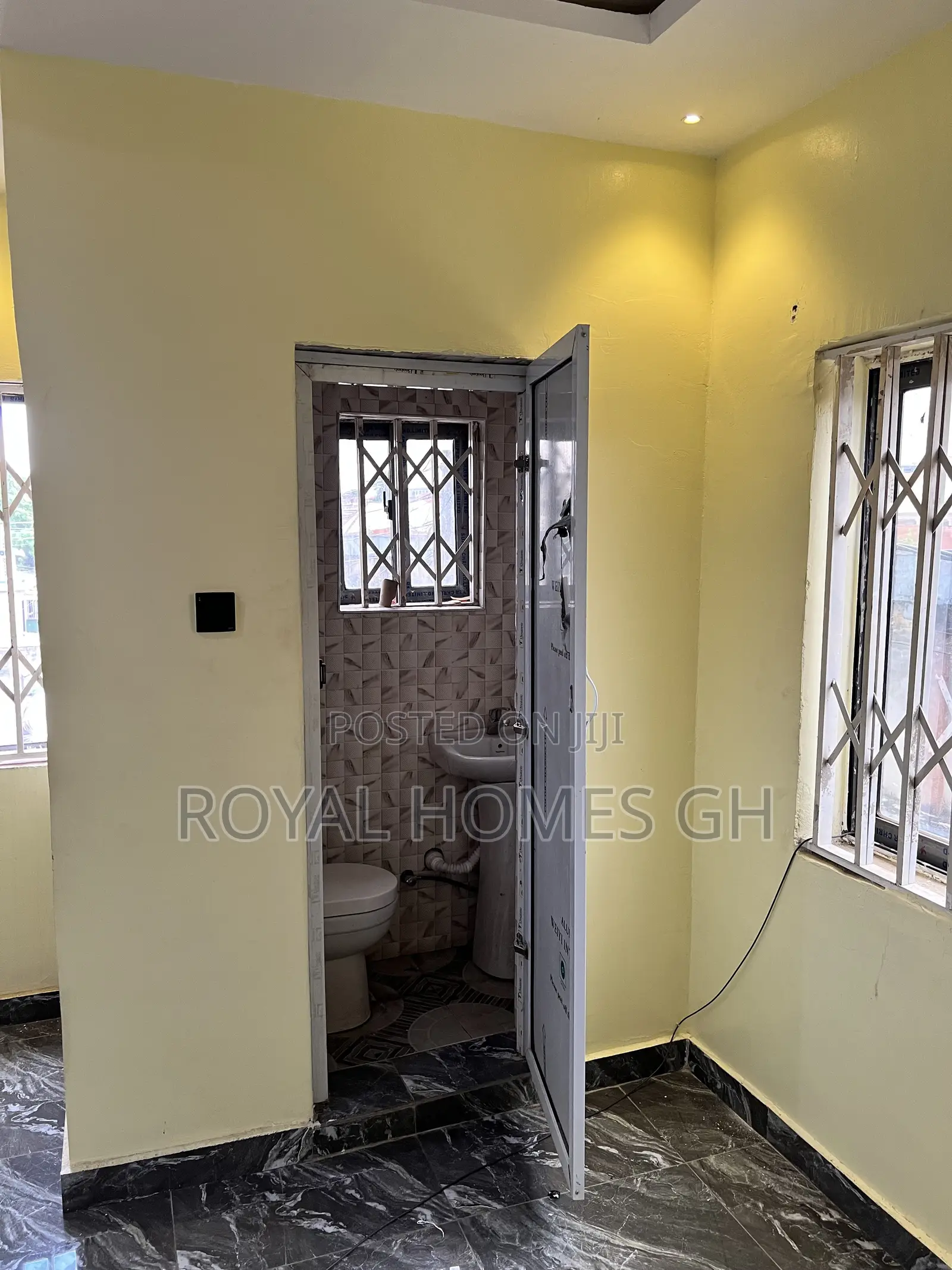 2bdrm Apartment in Royal Homes Gh, Kumasi Metropolitan for rent